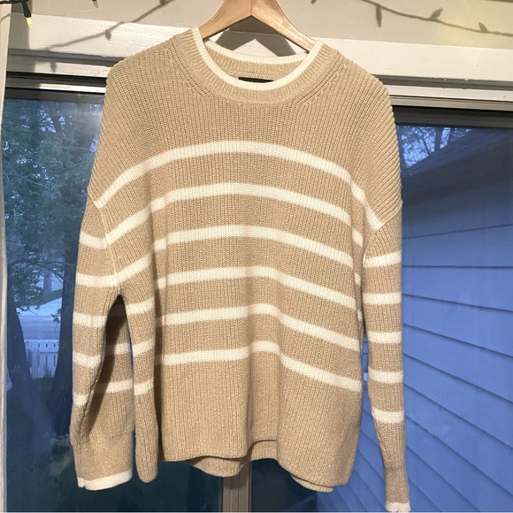 Banana Republic Oversized Mariner Crewneck sweater - Picture 2 of 5